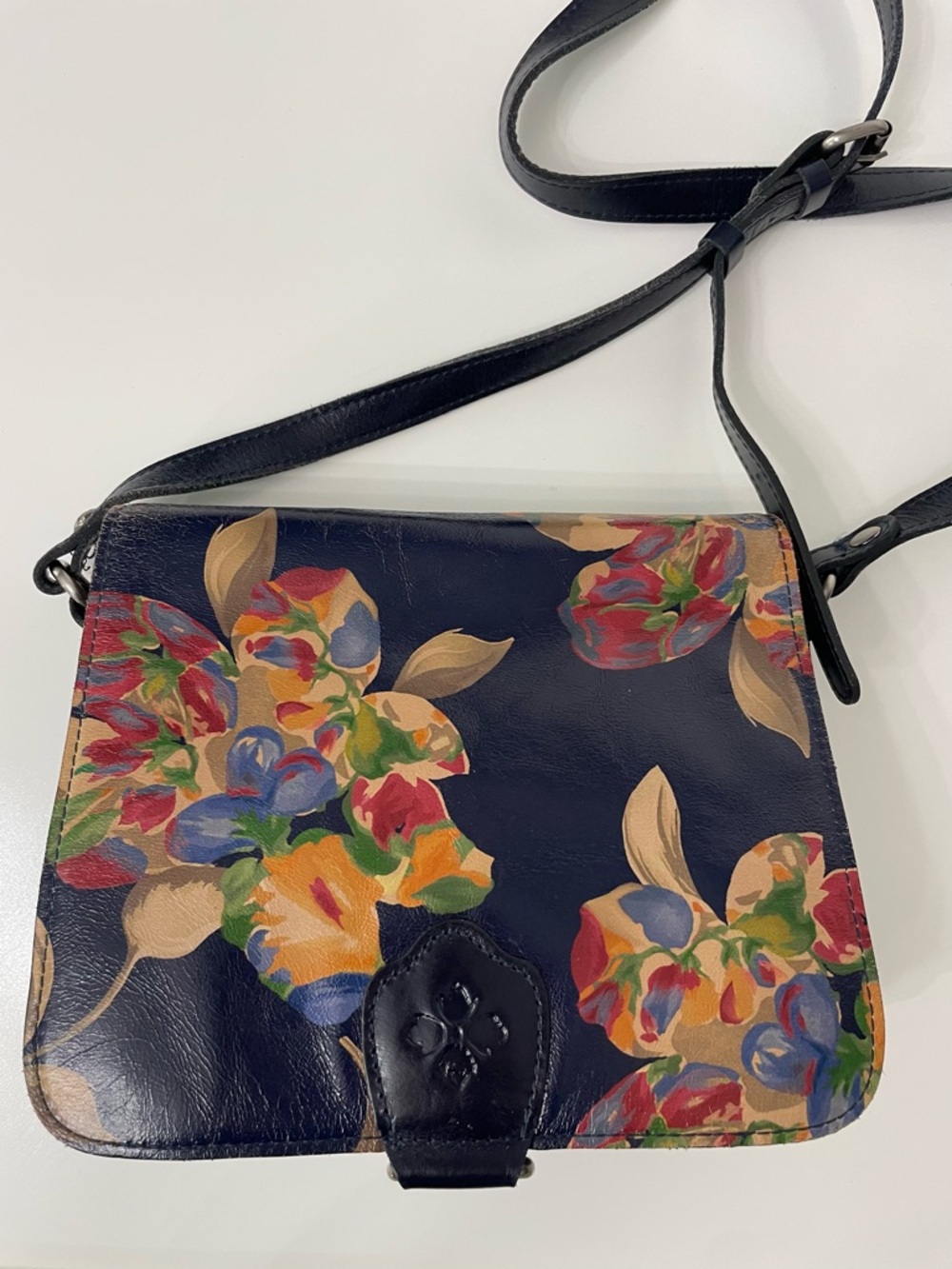 Patricia Nash Ilina Navy Leather Crossbody Le Fleur Floral Pattern Flap Bag